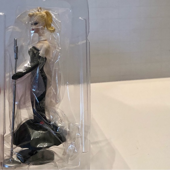 Barbie Collector’s Series Vintage Hallmark Keepsake Ornament in Original in Box - Picture 11 of 14